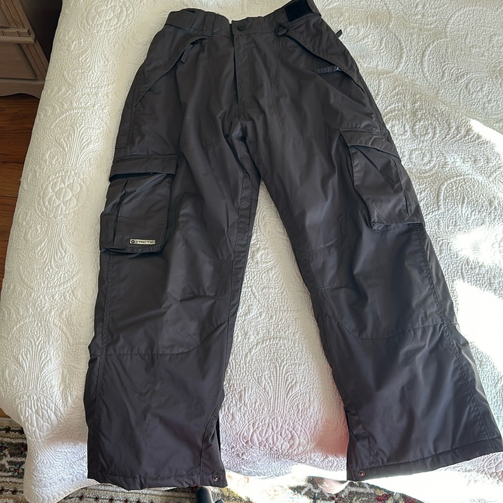 Men’s Size M-Snow/ski pants-barely worn